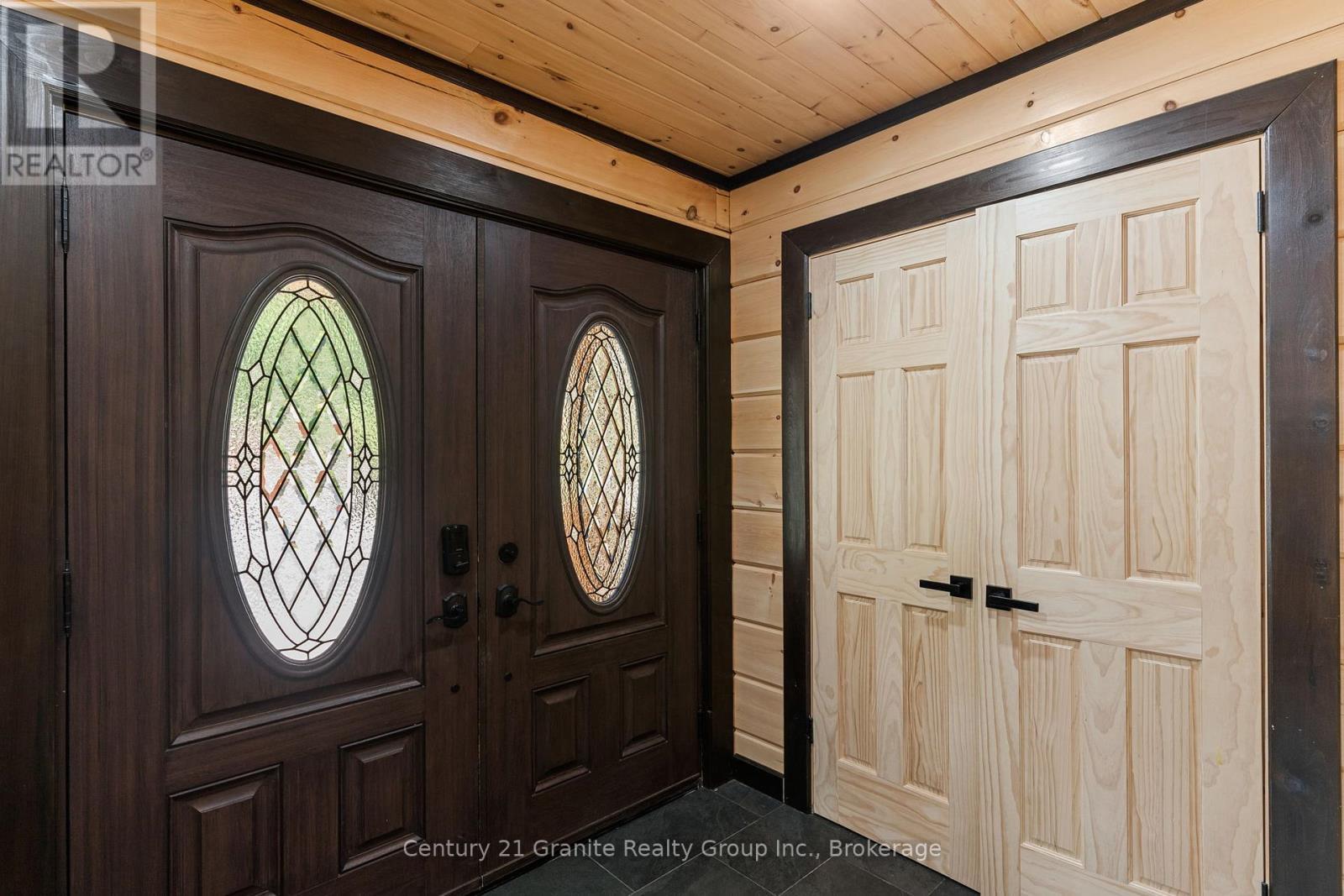 Double Entry Doors - 1007 Winding Creek Road, Minden Hills (Anson), ON