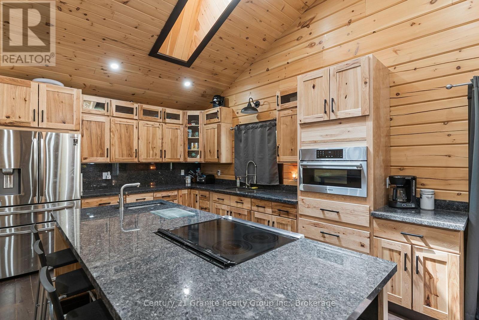 Custom American Hickory Cabinets and Large Island - 1007 Winding Creek Road, Minden Hills (Anson), ON
