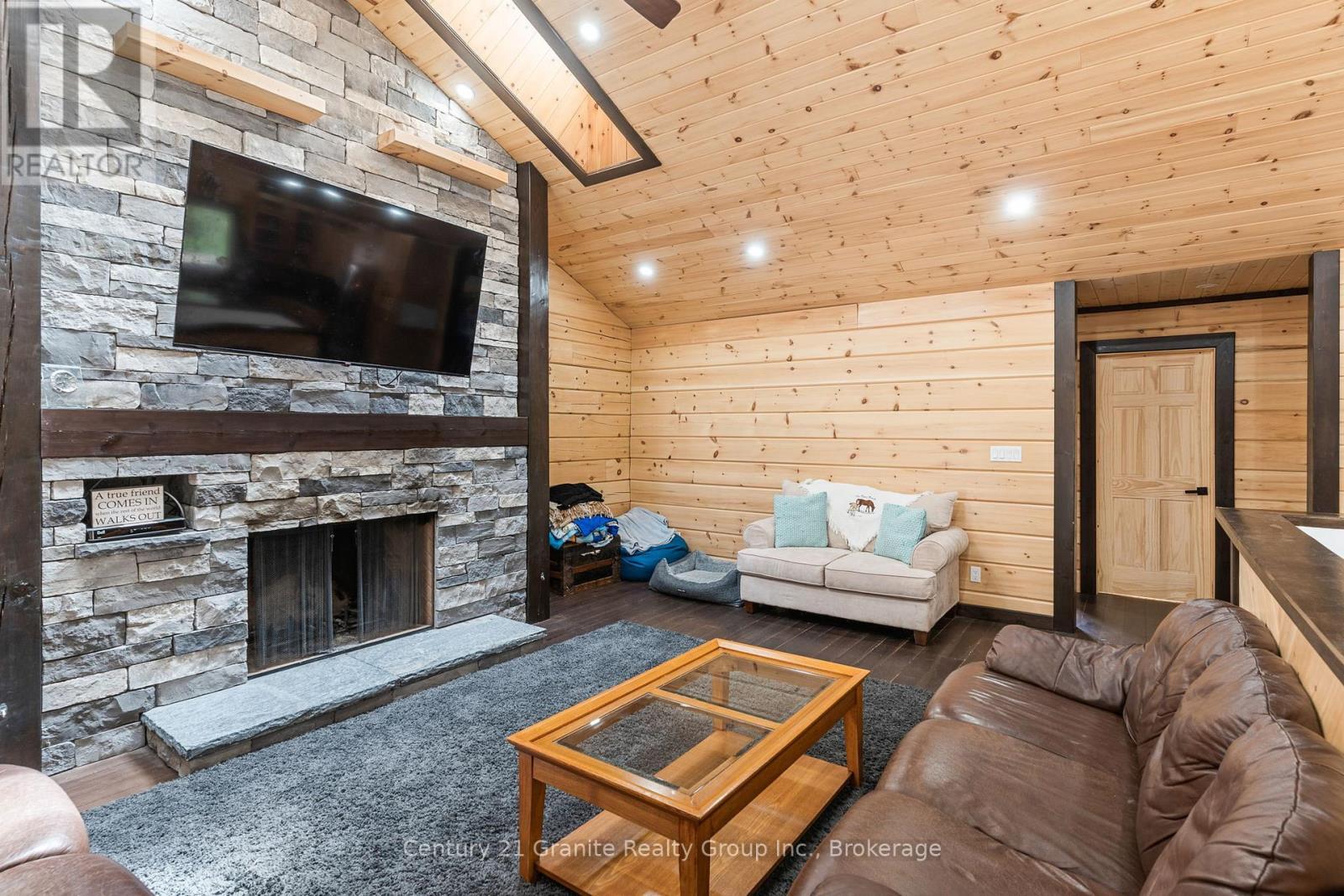 Real Stone Fireplace - 1007 Winding Creek Road, Minden Hills (Anson), ON