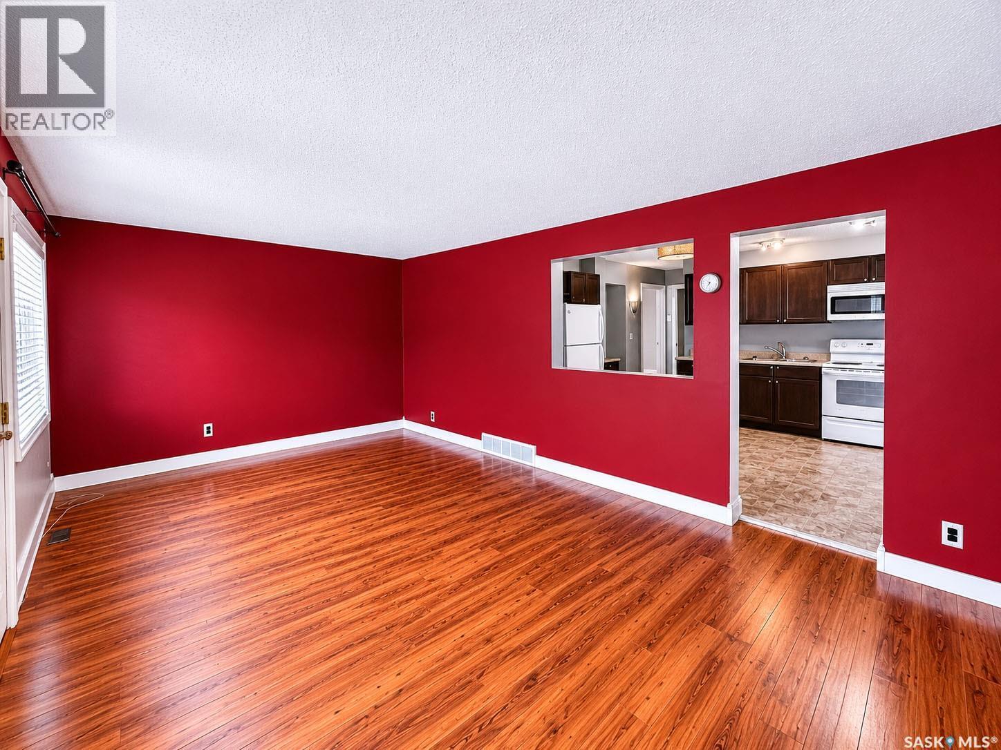 415 8Th Street E, Prince Albert, SK