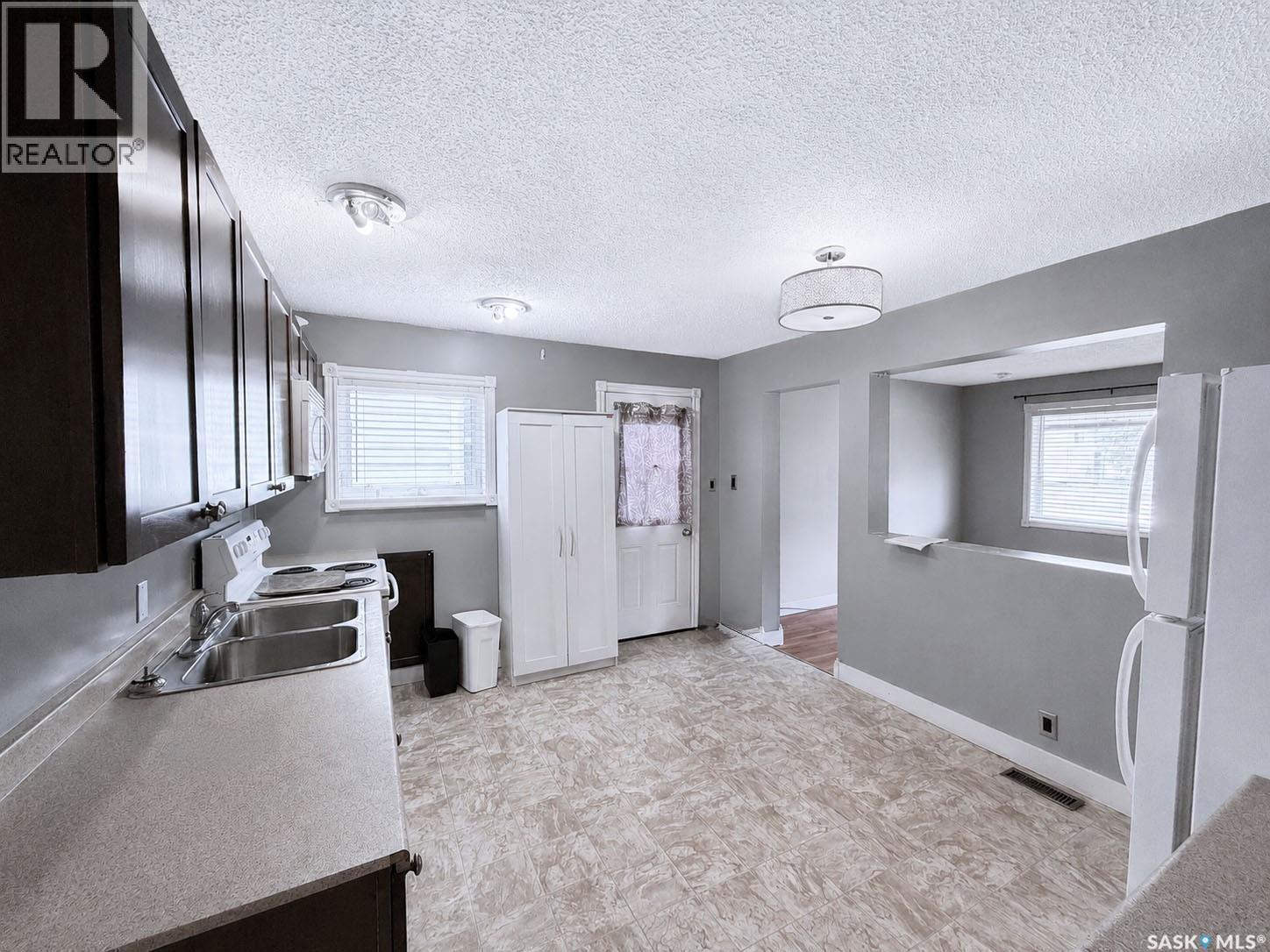 415 8Th Street E, Prince Albert, SK