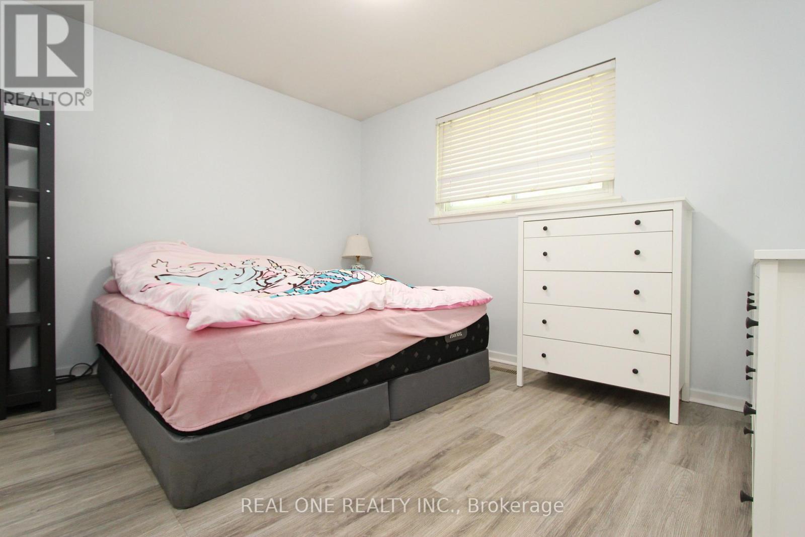 25 Bigwin Drive, Aurora, ON