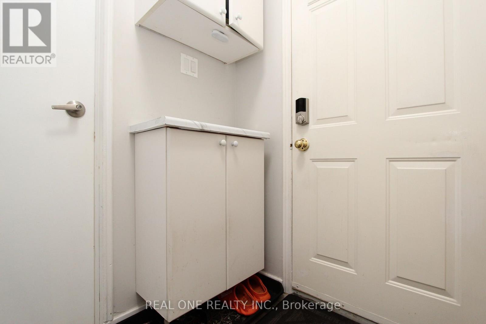 25 Bigwin Drive, Aurora, ON