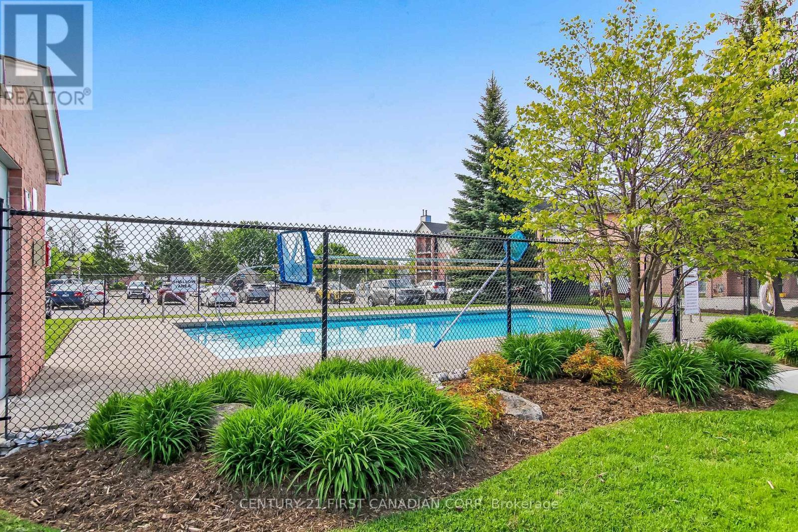 6 - 140 Conway Drive, London South (South X), ON