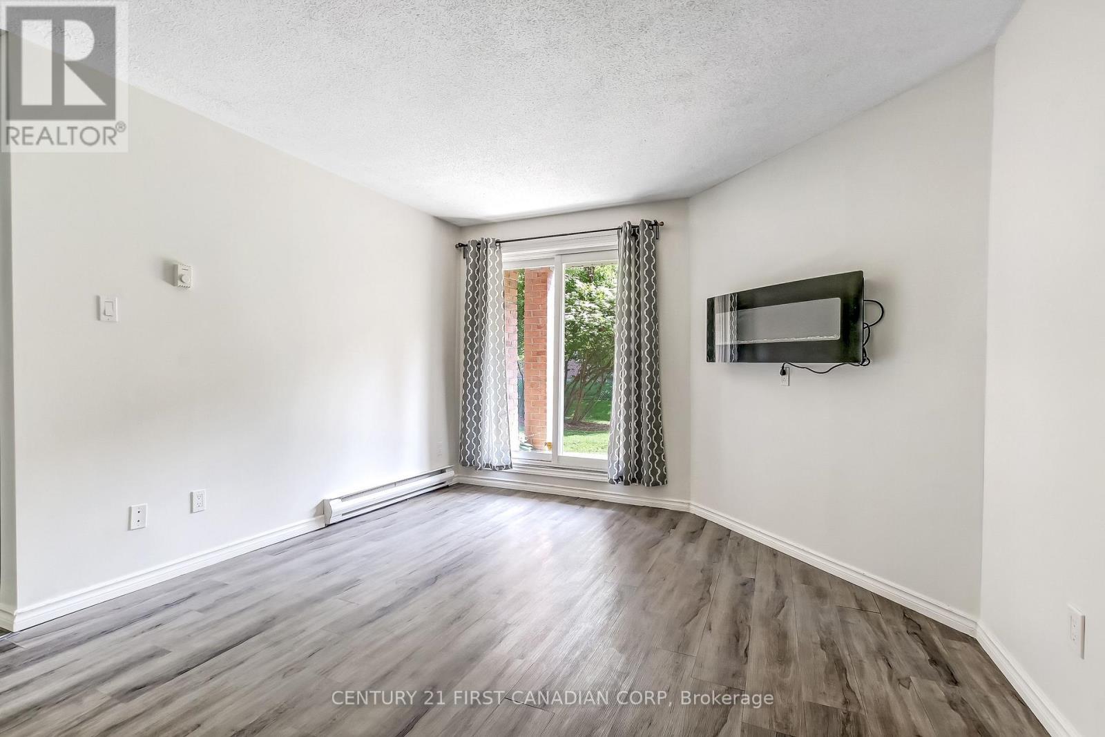 6 - 140 Conway Drive, London South (South X), ON
