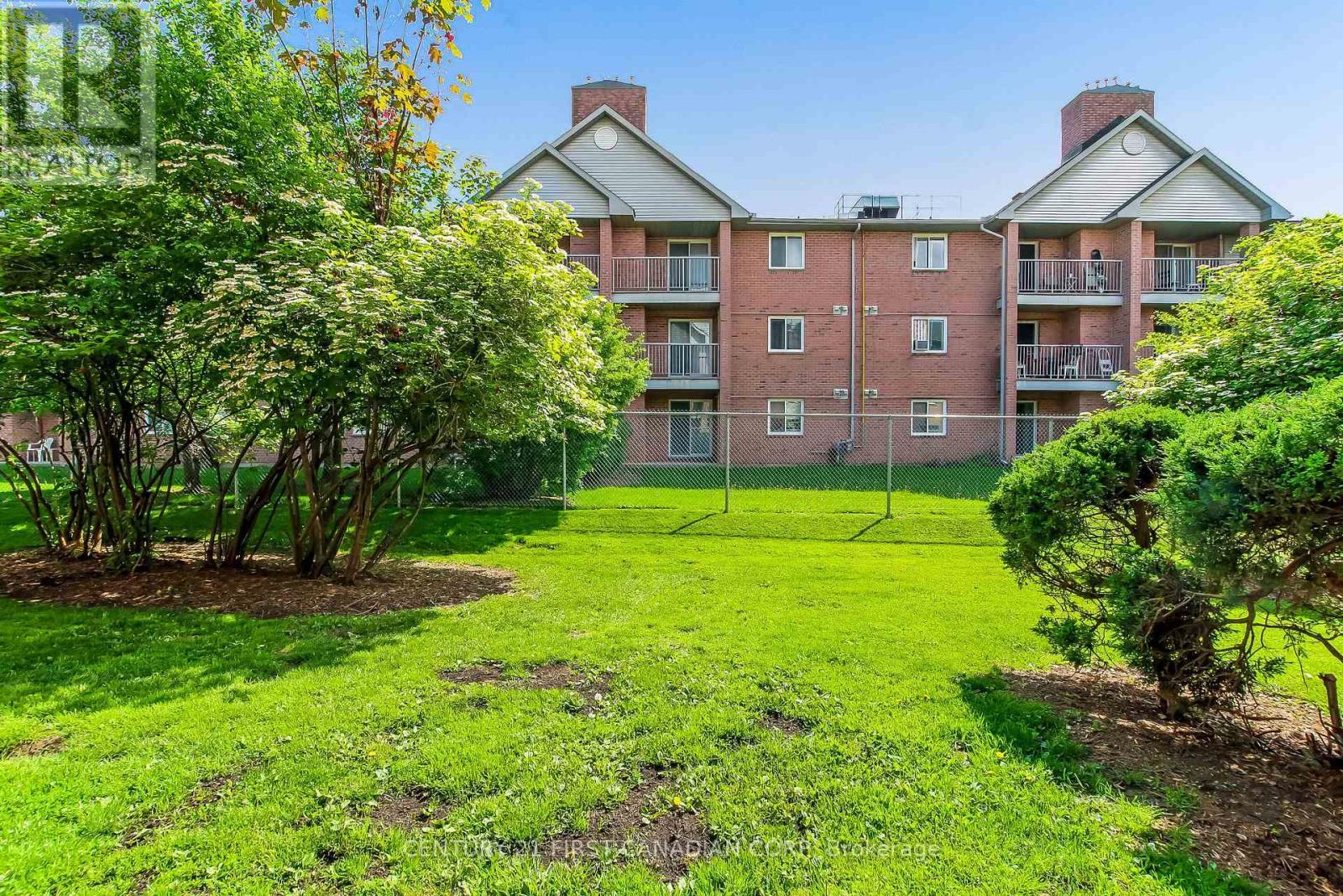 6 - 140 Conway Drive, London South (South X), ON