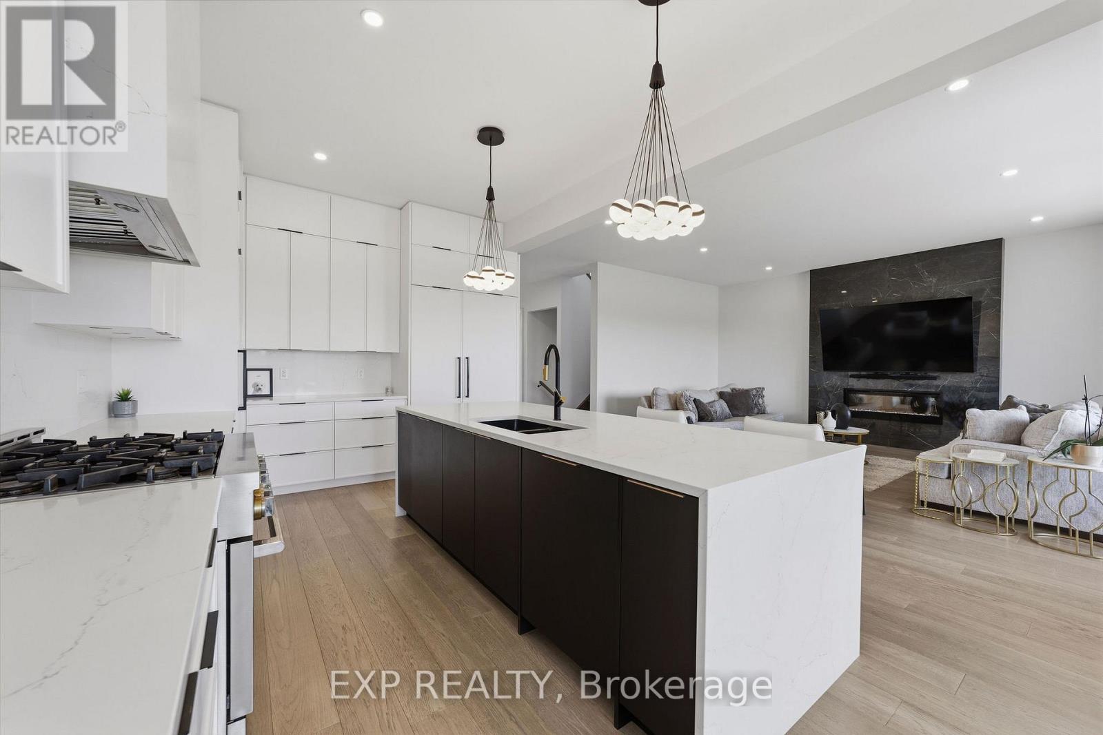 113 Edgewater Boulevard, Middlesex Centre, ON
