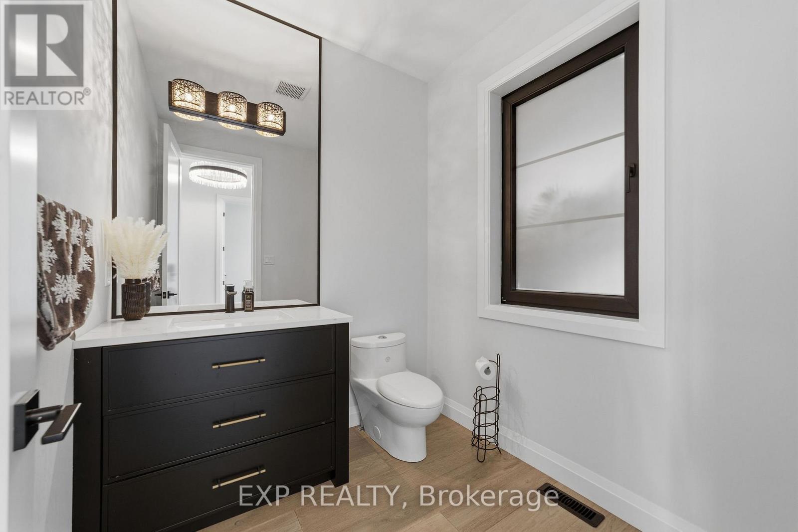 113 Edgewater Boulevard, Middlesex Centre, ON