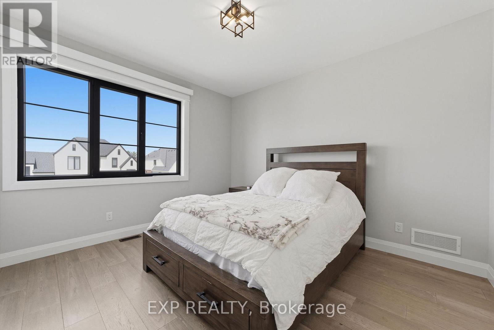 113 Edgewater Boulevard, Middlesex Centre, ON