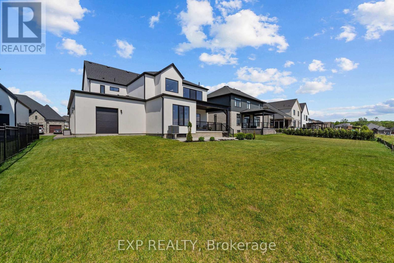 113 Edgewater Boulevard, Middlesex Centre, ON