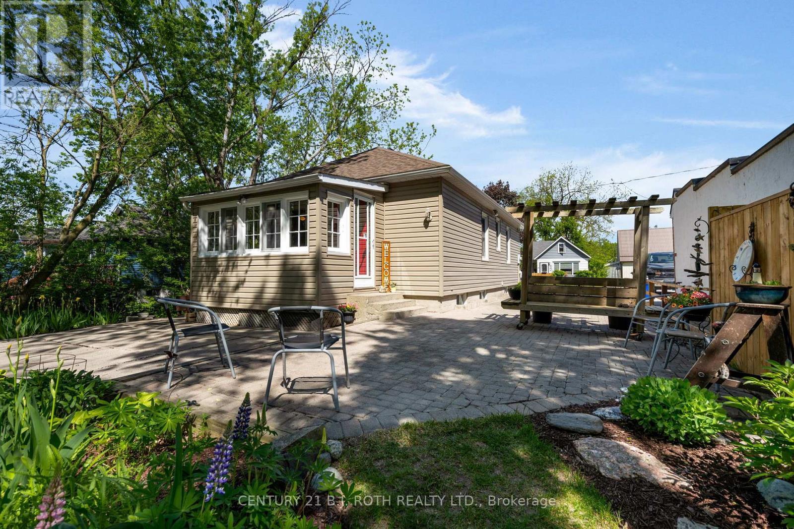 51 Henry Street, Barrie, ON