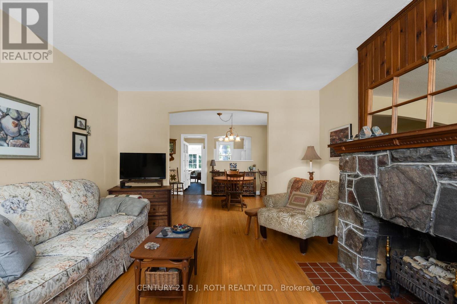 51 Henry Street, Barrie, ON