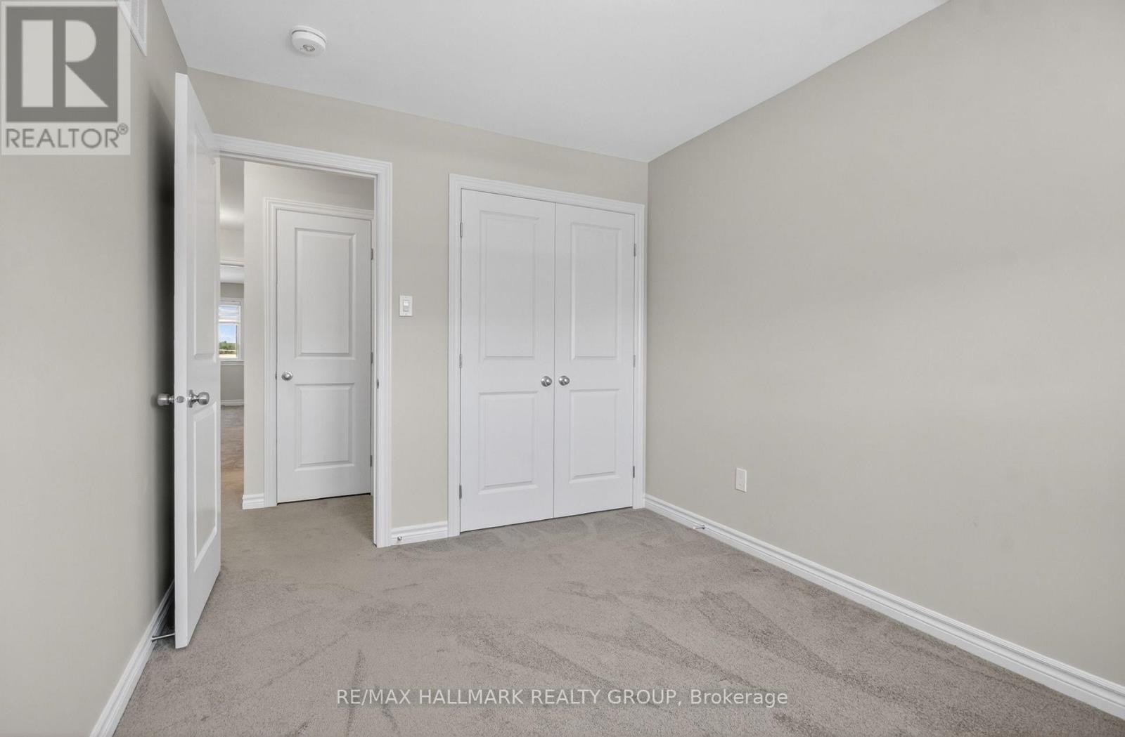 737 Maverick Crescent, Ottawa, ON