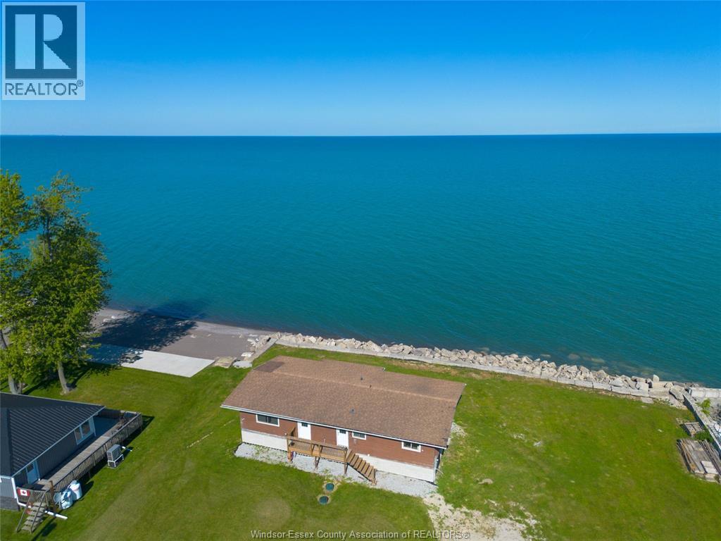 91 Marentette Beach Road, Leamington, ON