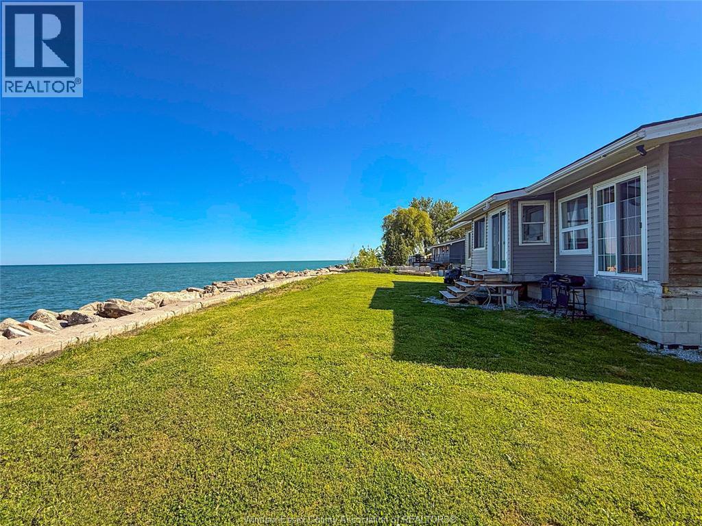 91 Marentette Beach Road, Leamington, ON
