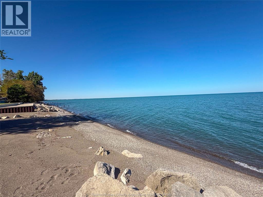 91 Marentette Beach Road, Leamington, ON