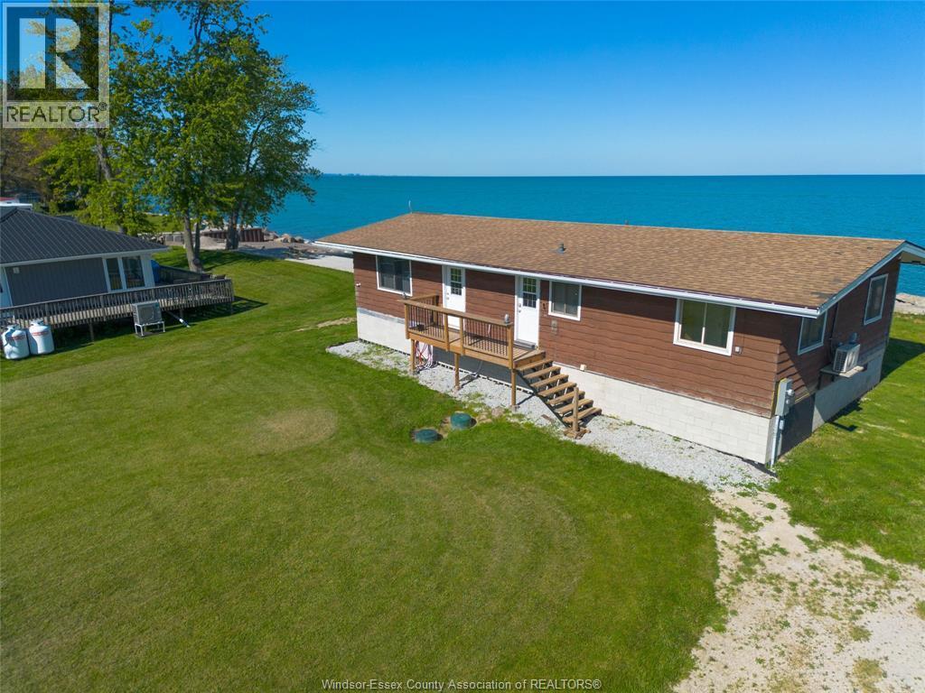91 Marentette Beach Road, Leamington, ON