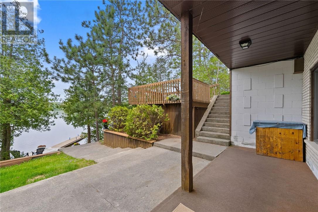 105 Makada Drive, Lively, ON