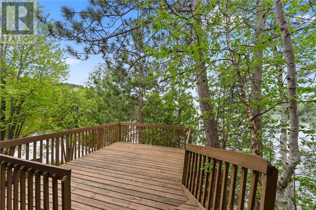 105 Makada Drive, Lively, ON