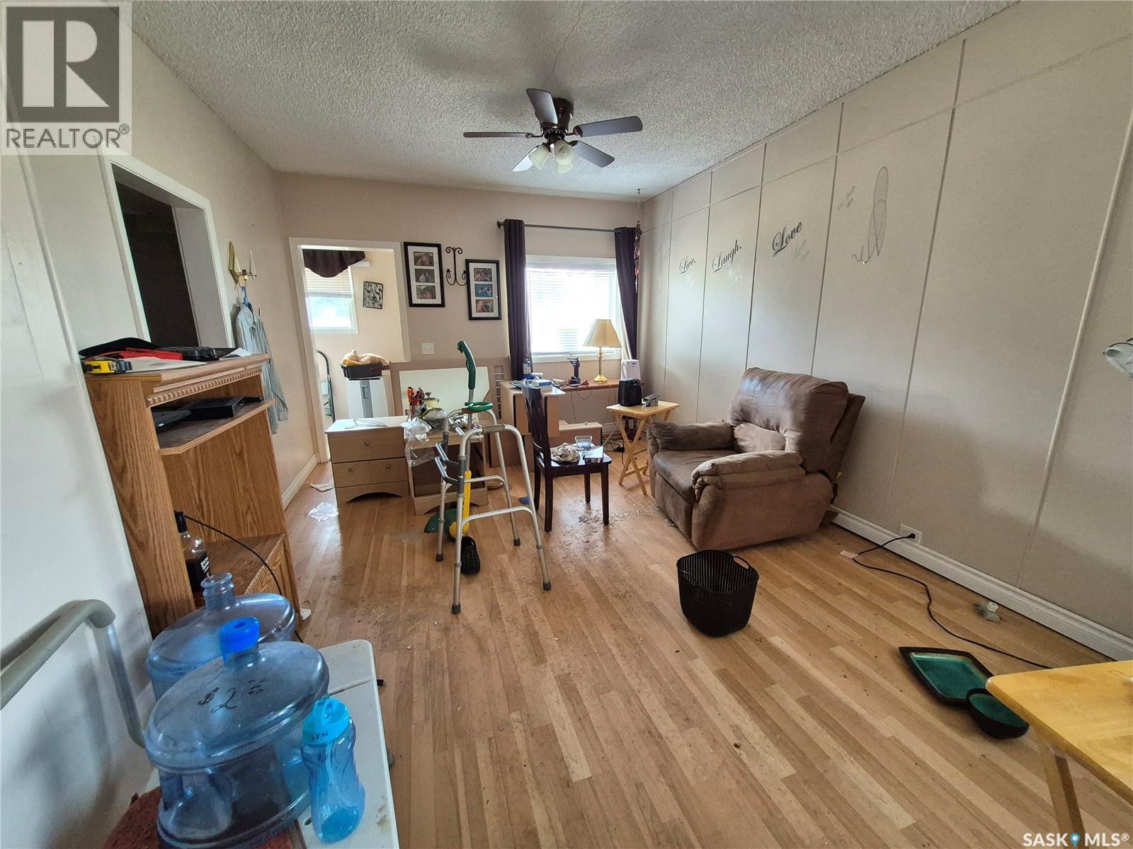 225 1St Avenue, Kendal, SK