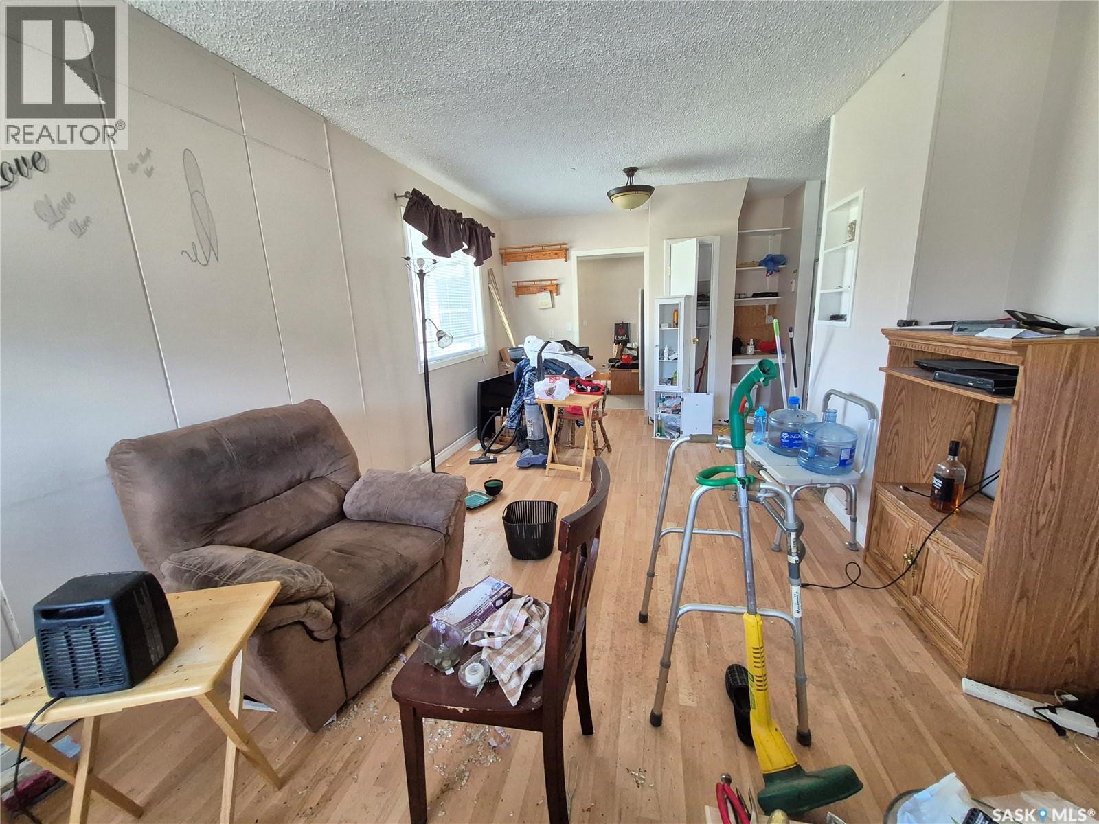 225 1St Avenue, Kendal, SK