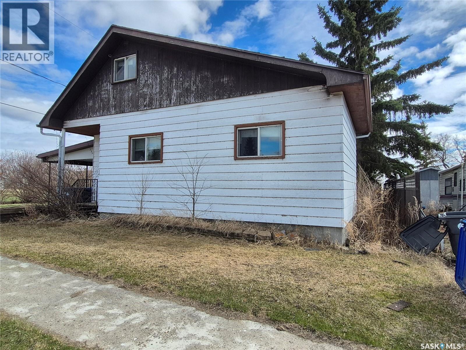 225 1St Avenue, Kendal, SK