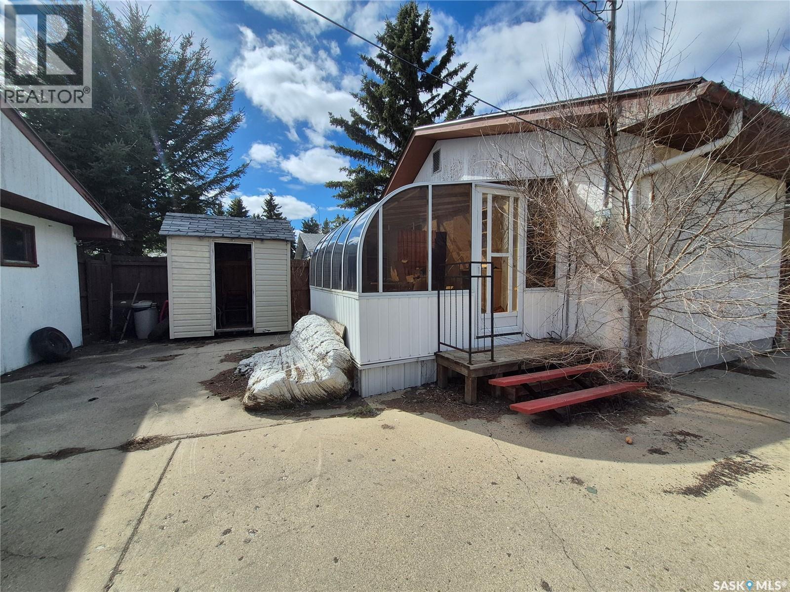 225 1St Avenue, Kendal, SK