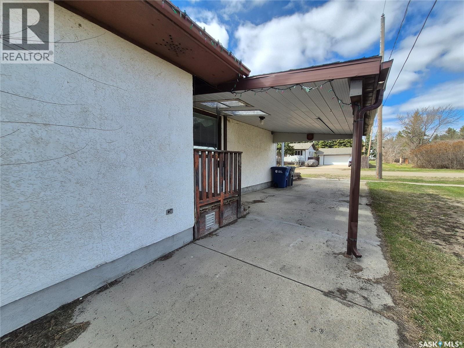 225 1St Avenue, Kendal, SK
