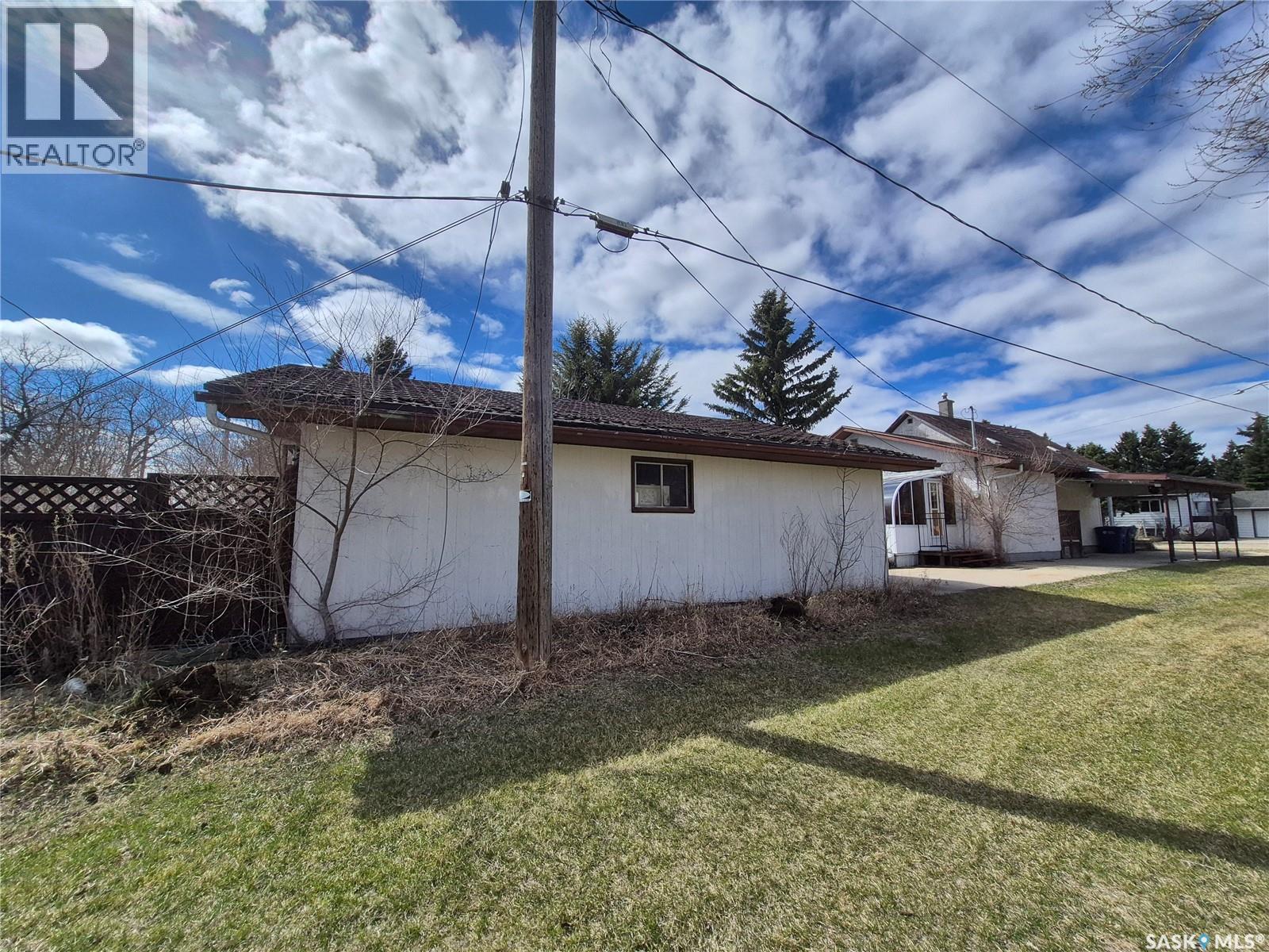 225 1St Avenue, Kendal, SK