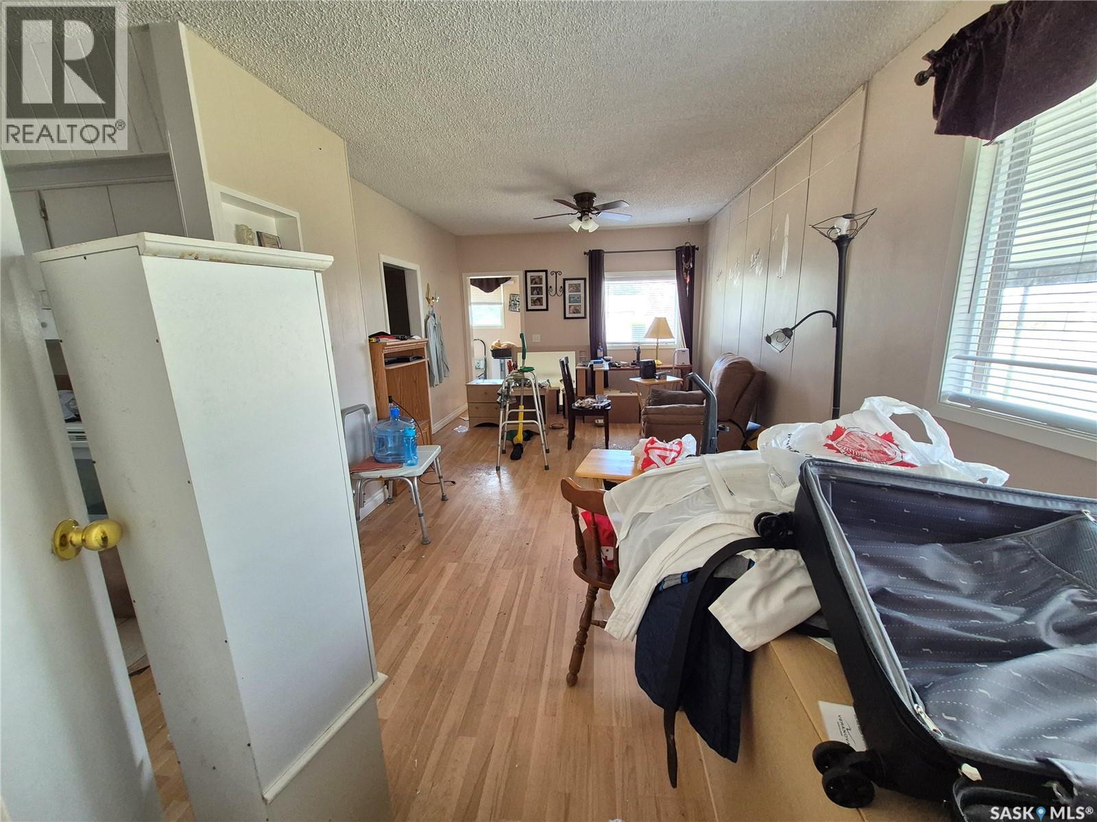 225 1St Avenue, Kendal, SK
