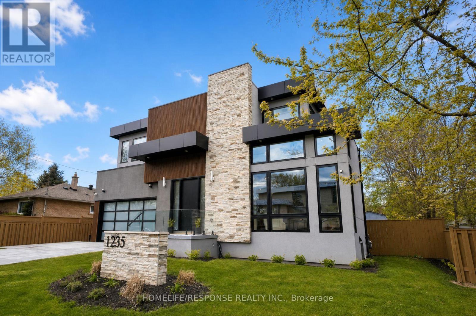 1235 Whittington Road, Mississauga, ON