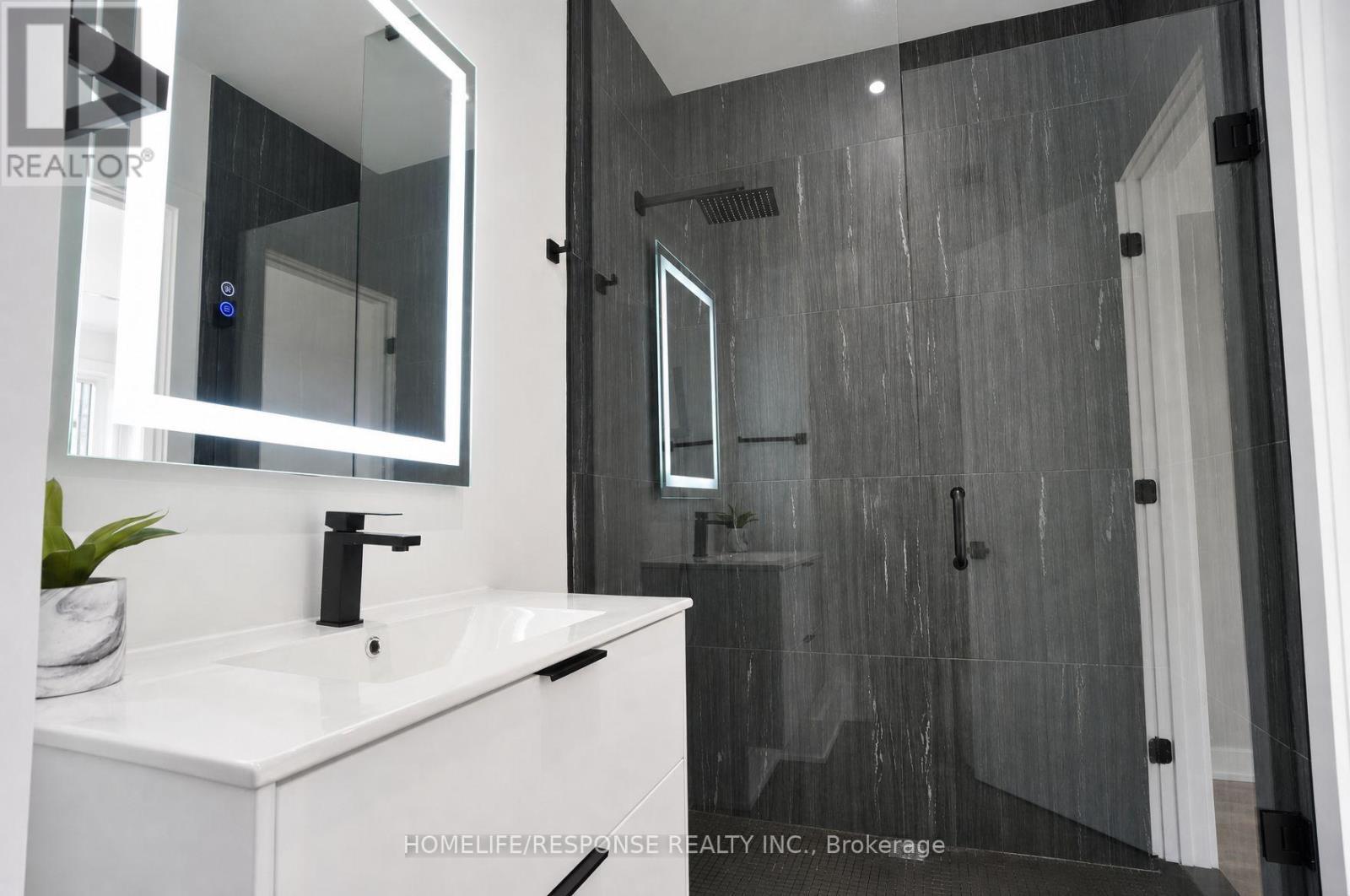 1235 Whittington Road, Mississauga, ON