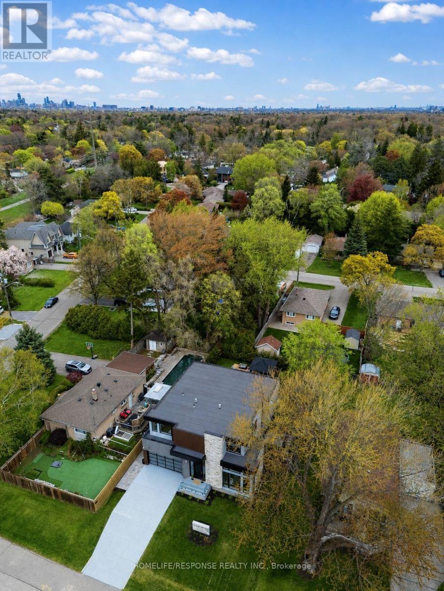1235 Whittington Road, Mississauga, ON