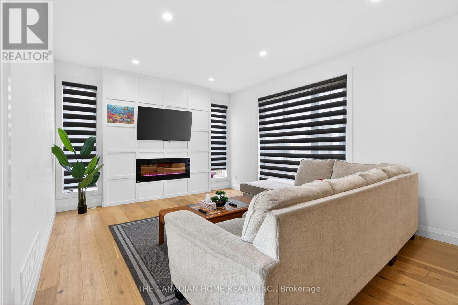 1203 Silverfox Drive, London North, ON