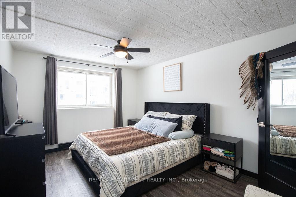 110 - 71 Vanier Drive, Kitchener, ON