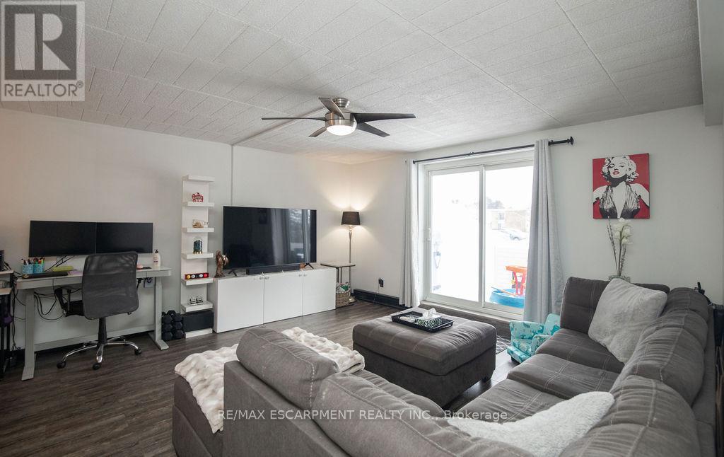 110 - 71 Vanier Drive, Kitchener, ON