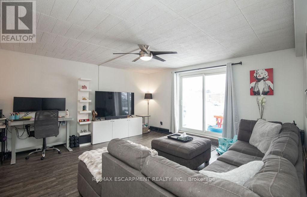 110 - 71 Vanier Drive, Kitchener, ON