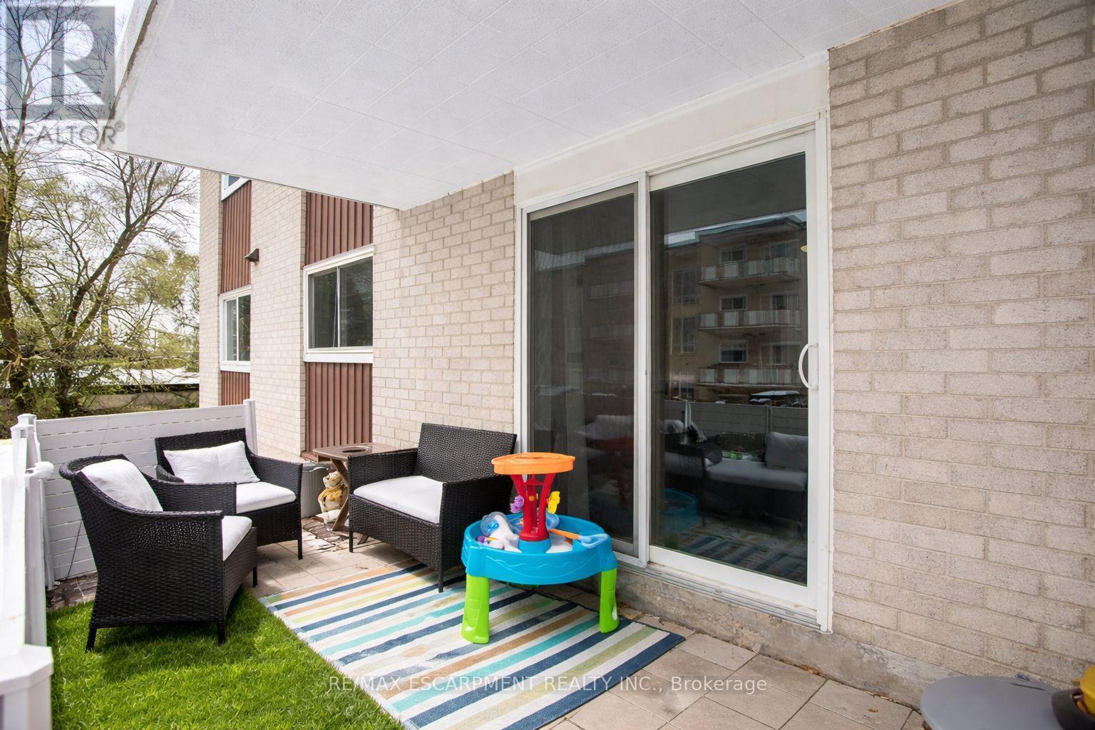 110 - 71 Vanier Drive, Kitchener, ON