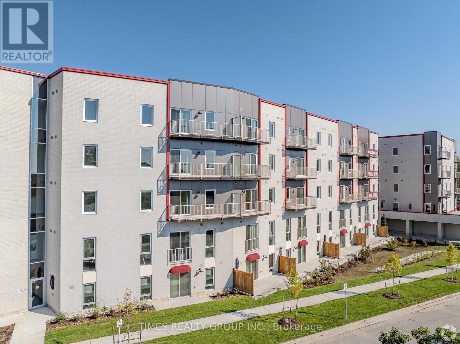 301 Westmount Road W, Kitchener, ON