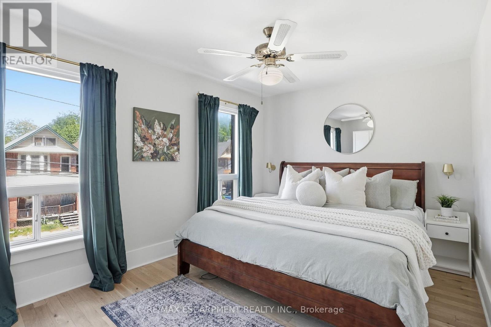 14 Cumberland Avenue, Hamilton, ON