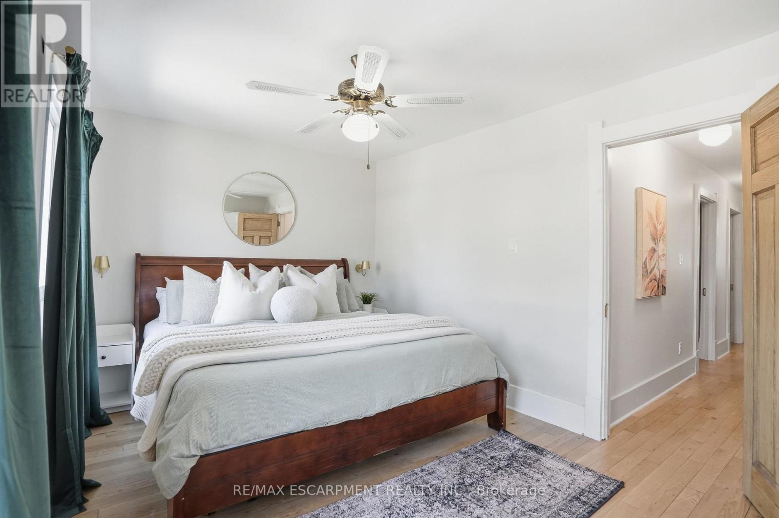 14 Cumberland Avenue, Hamilton, ON
