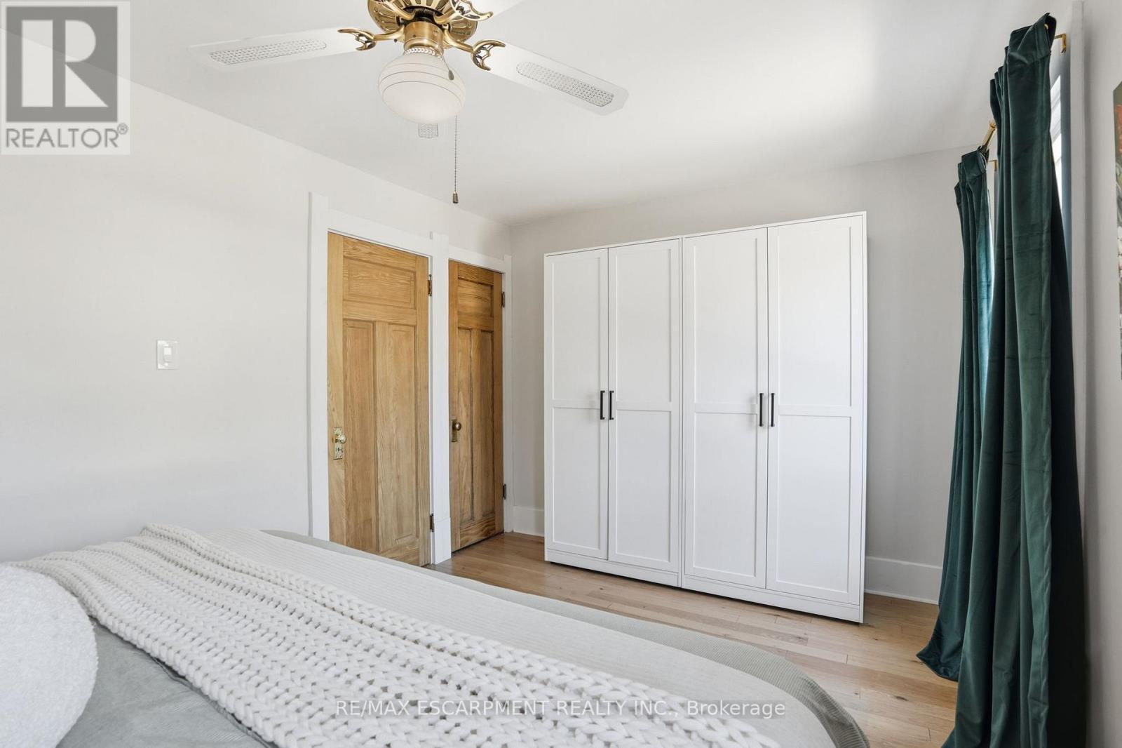 14 Cumberland Avenue, Hamilton, ON