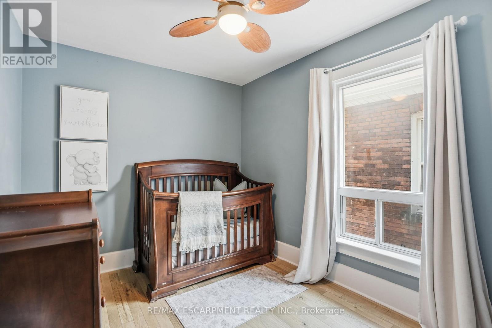 14 Cumberland Avenue, Hamilton, ON