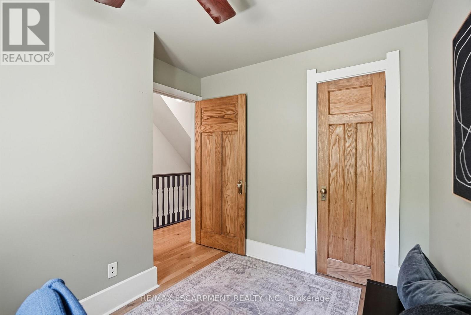 14 Cumberland Avenue, Hamilton, ON