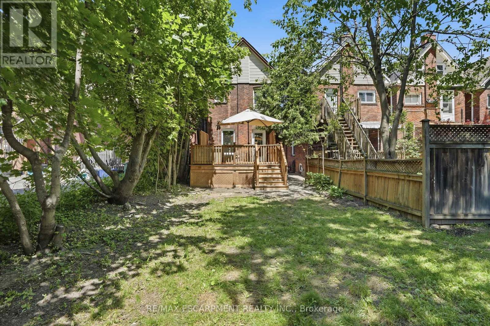 14 Cumberland Avenue, Hamilton, ON