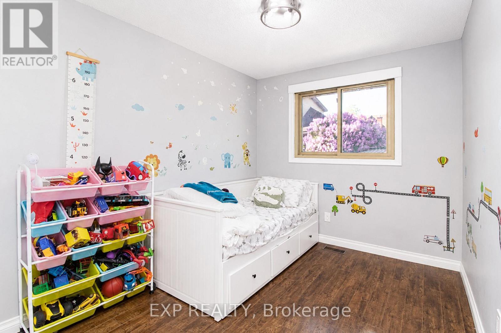 103 Mcanulty Boulevard, Hamilton, ON