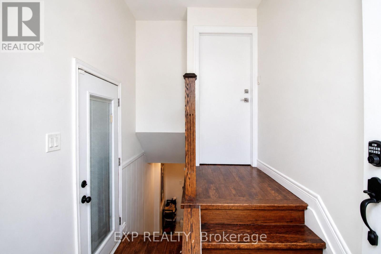 103 Mcanulty Boulevard, Hamilton, ON