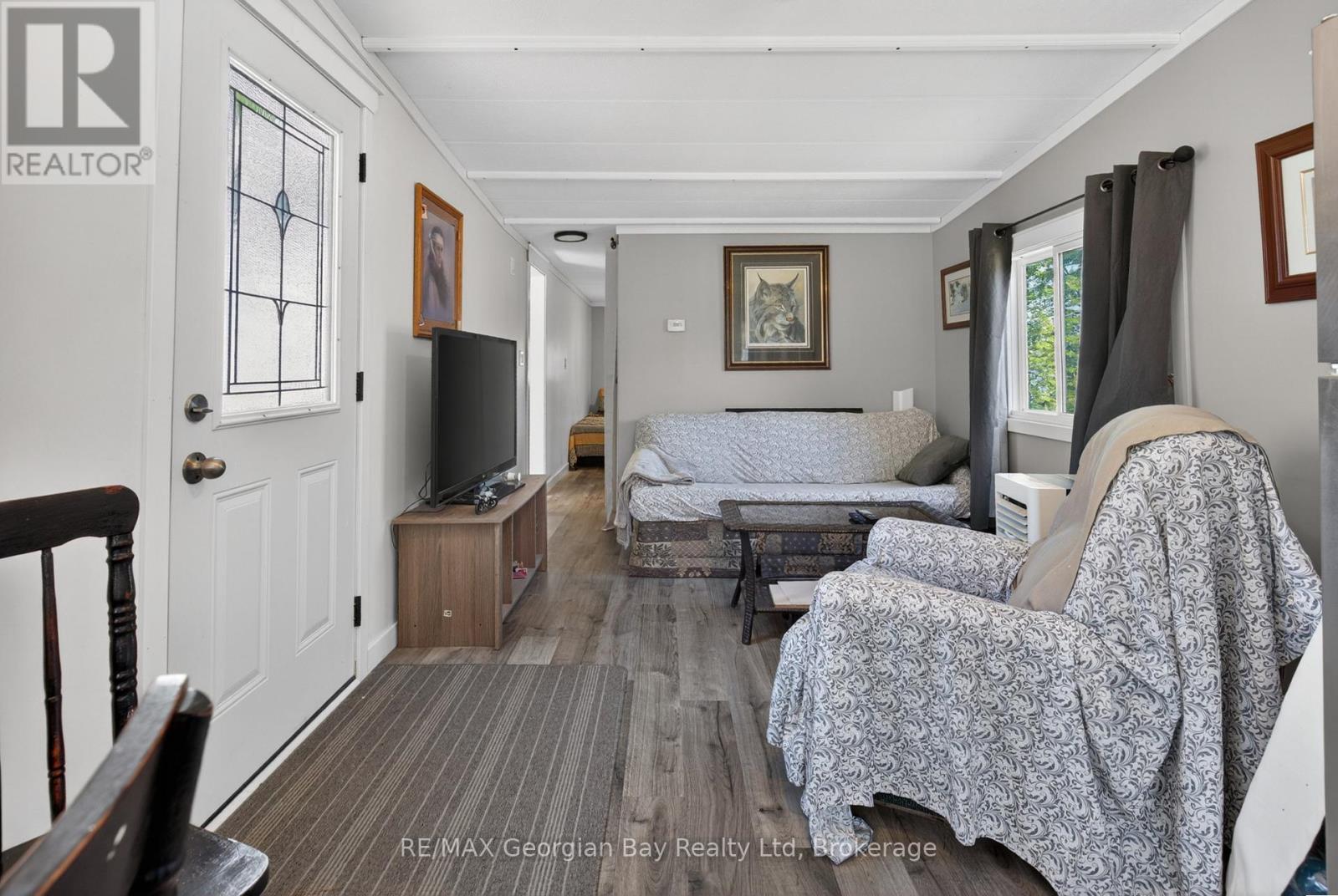 24 Lakeshore Road, Midland, ON