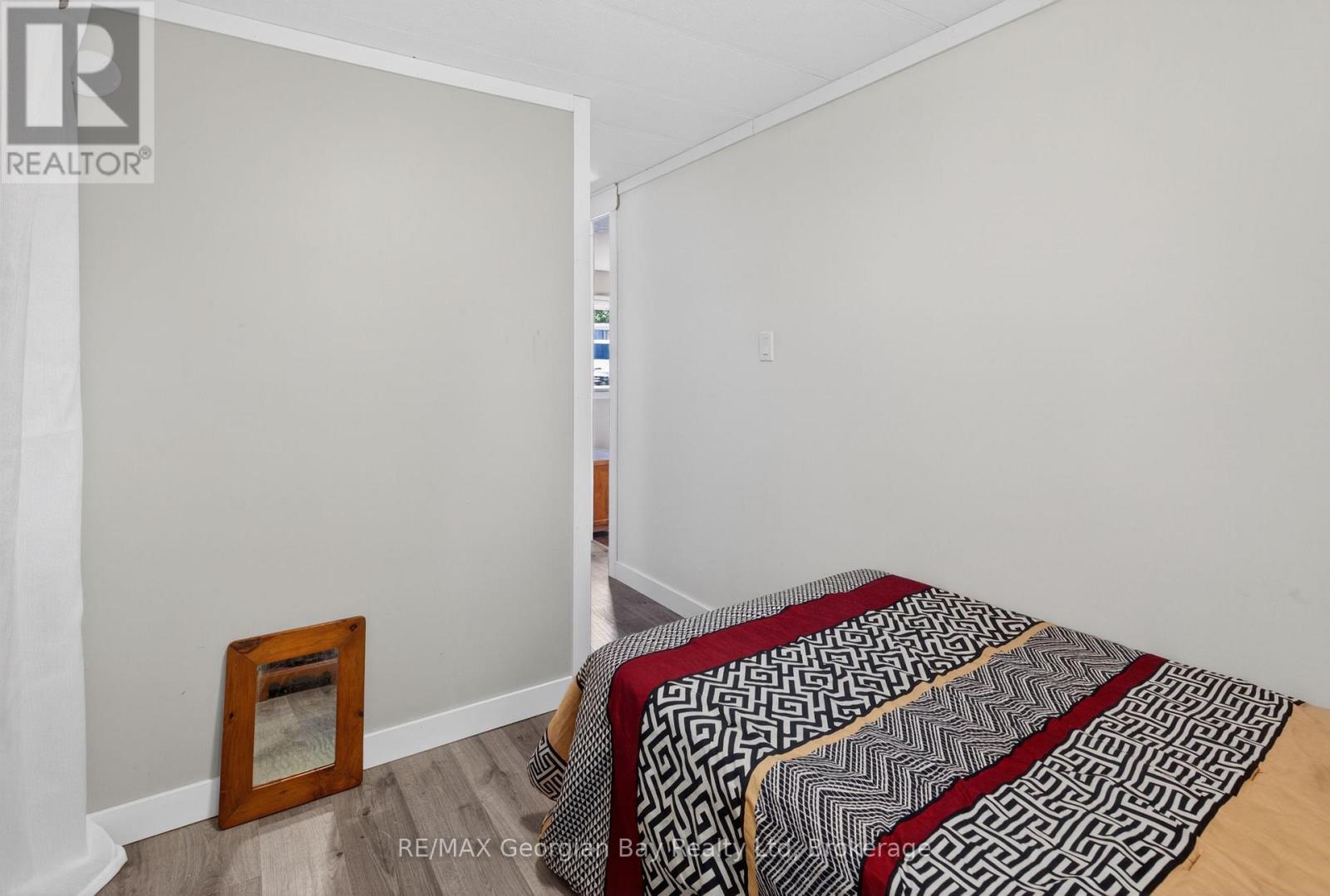 24 Lakeshore Road, Midland, ON
