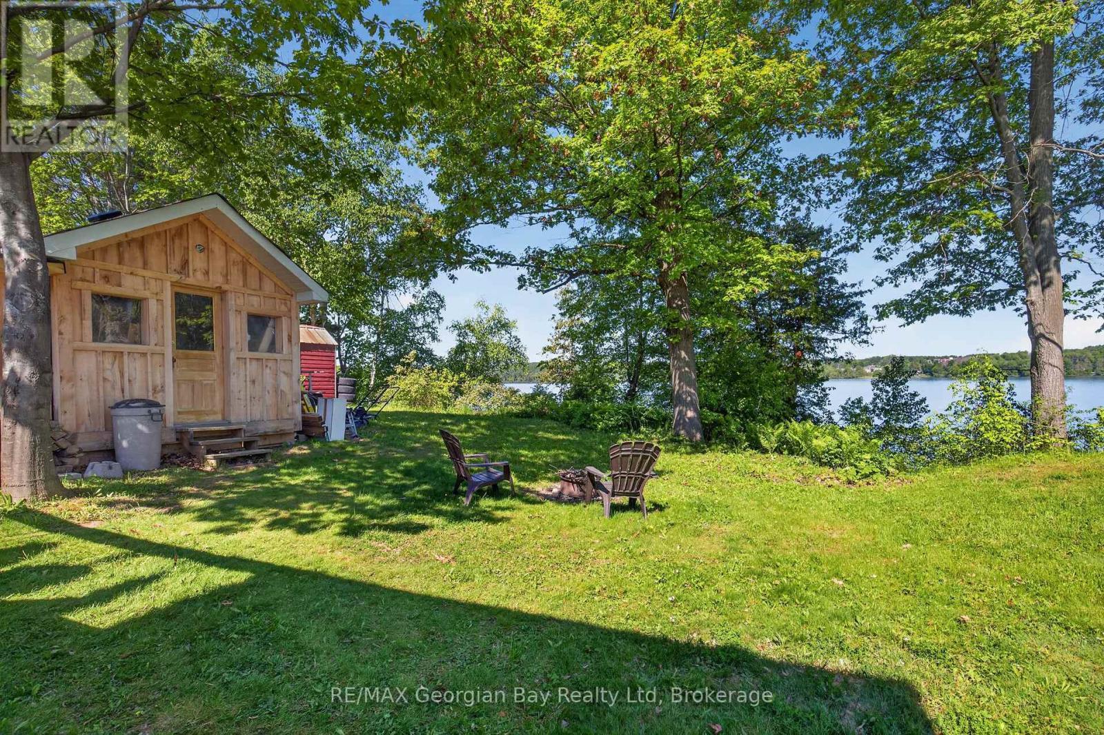24 Lakeshore Road, Midland, ON